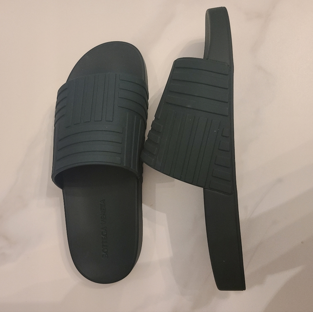 Bottega Veneta NEW Rubber Slides size 41 US 11